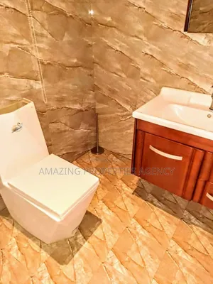 4bdrm House in Adjiriganor for rent