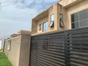 4bdrm House in East Legon for sale