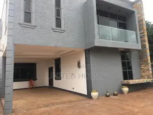 4bdrm House in Achimota for sale