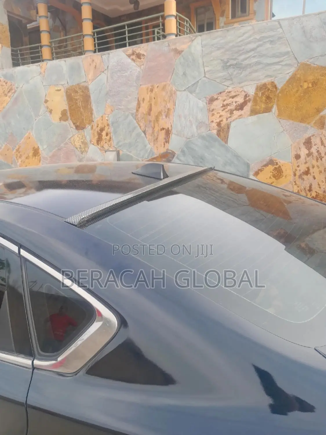 Universal Wind Glass Back Lip Spoiler