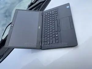 Laptop Dell Latitude 5490 16GB Intel Core I5 SSD 512GB