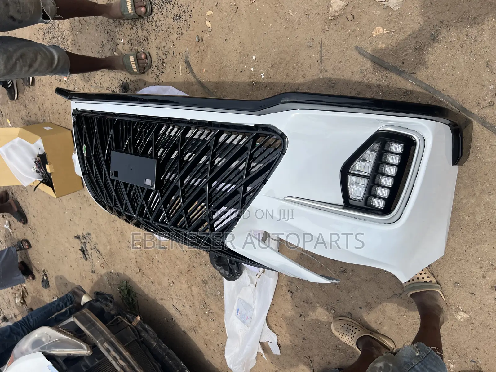 Hyundai Sonata 2012 Lexus Front Bumper
