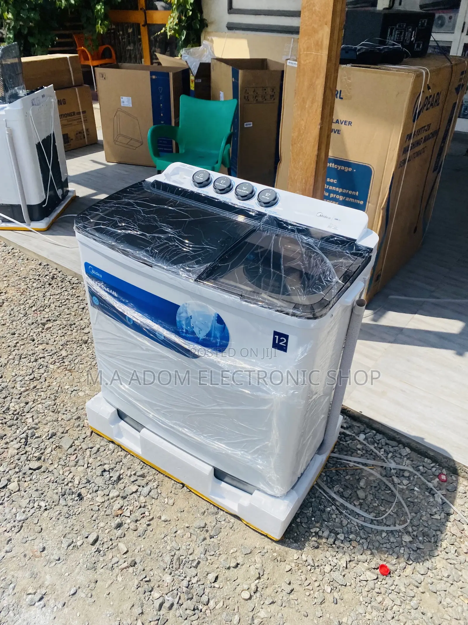 Affordable Midea 12kg Semi-Automatic Washing Machine.