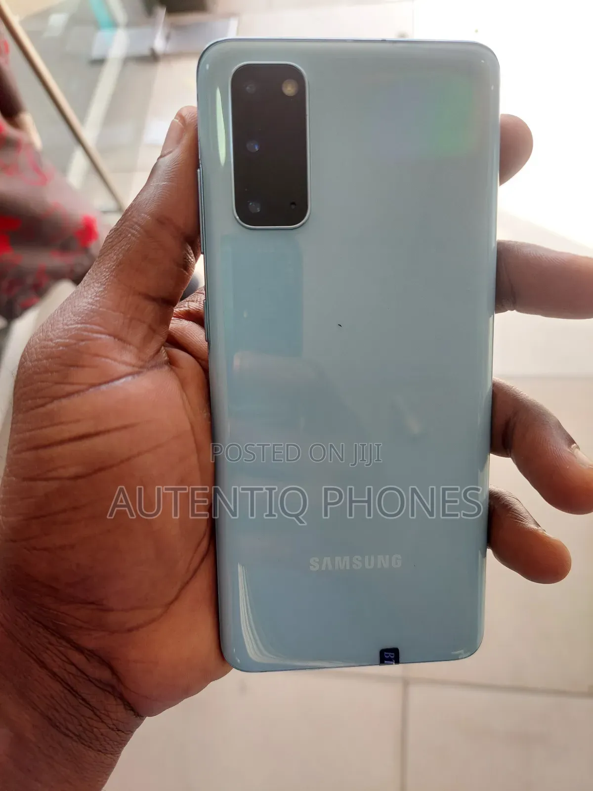 New Samsung Galaxy S20 128 GB White