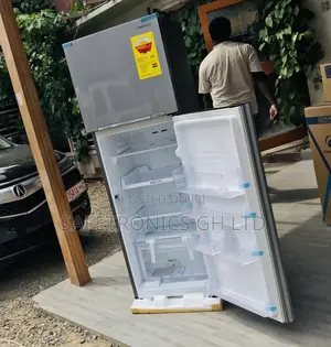 Elegant Topfreezer Doubledoor RT-31 Samsung Fridge 