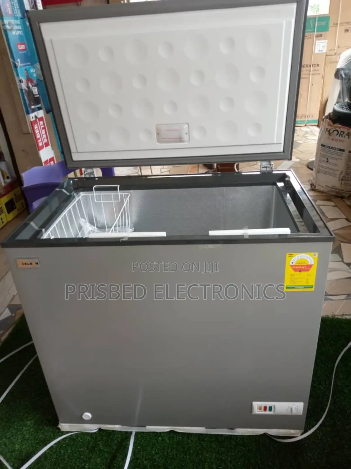 Delron Chest Freezer 197 Litres