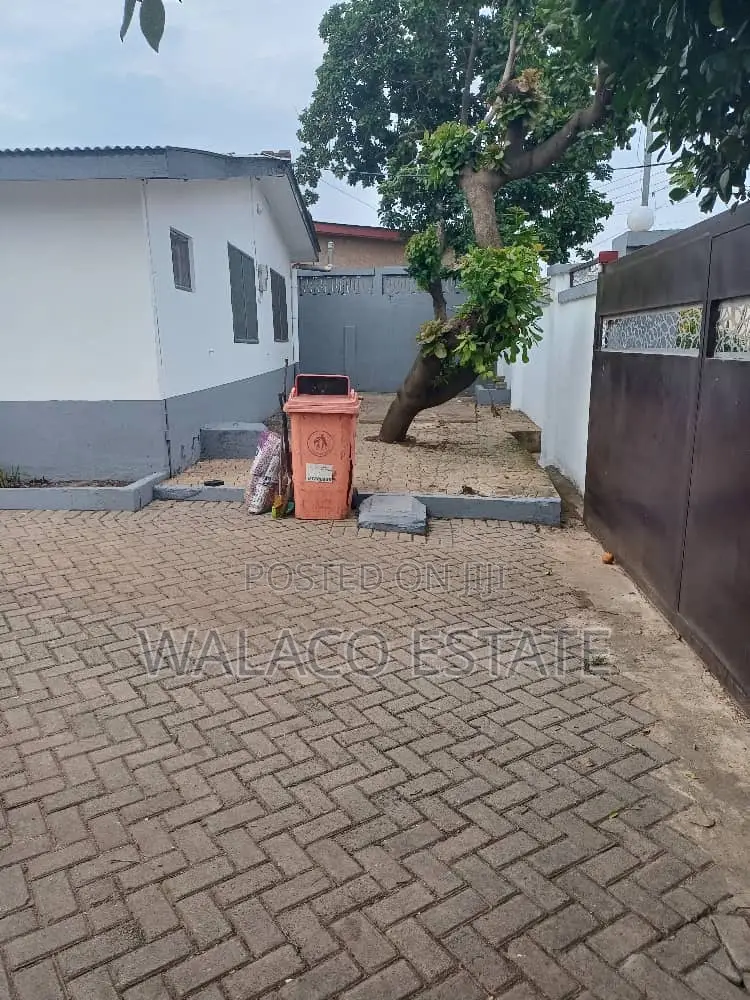 3bdrm House in Walako Estate, Tesano for rent