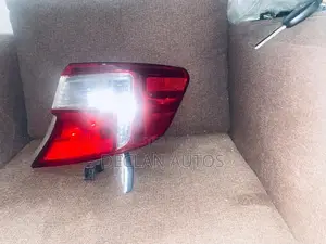 Toyota Camry 2012 Taillights