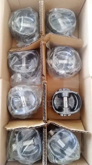 0659. Original F150, Expedition Engine Piston From USA P5028