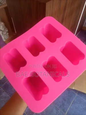 6 Cavity Key Laundry Soap Sillicone Mold