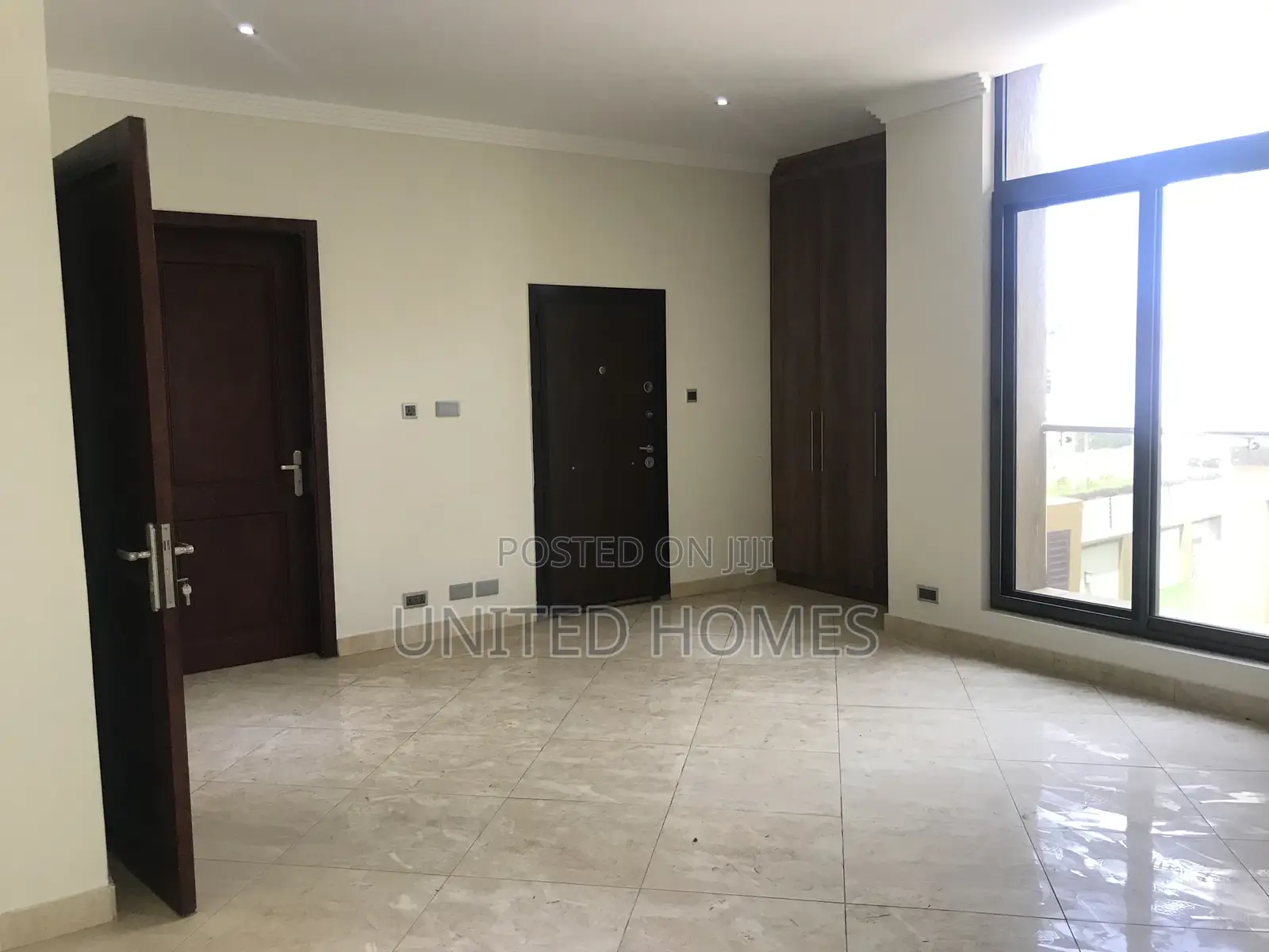 4bdrm House in Dzorwulu for rent
