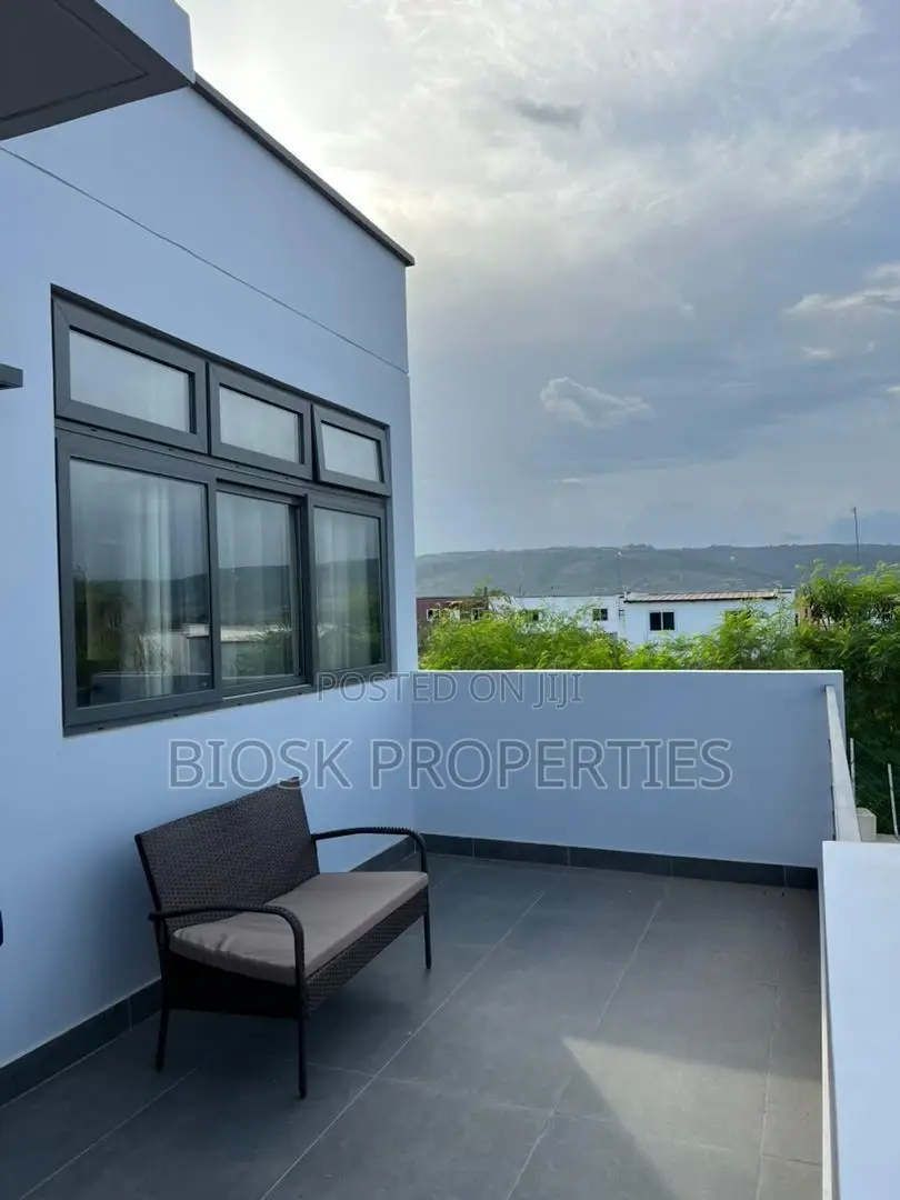 Furnished 3bdrm Duplex in Biosk Properties, Oyarifa for rent