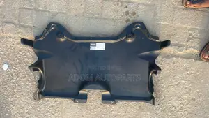 Mercedes Benz W204 C250 Radiator Panel