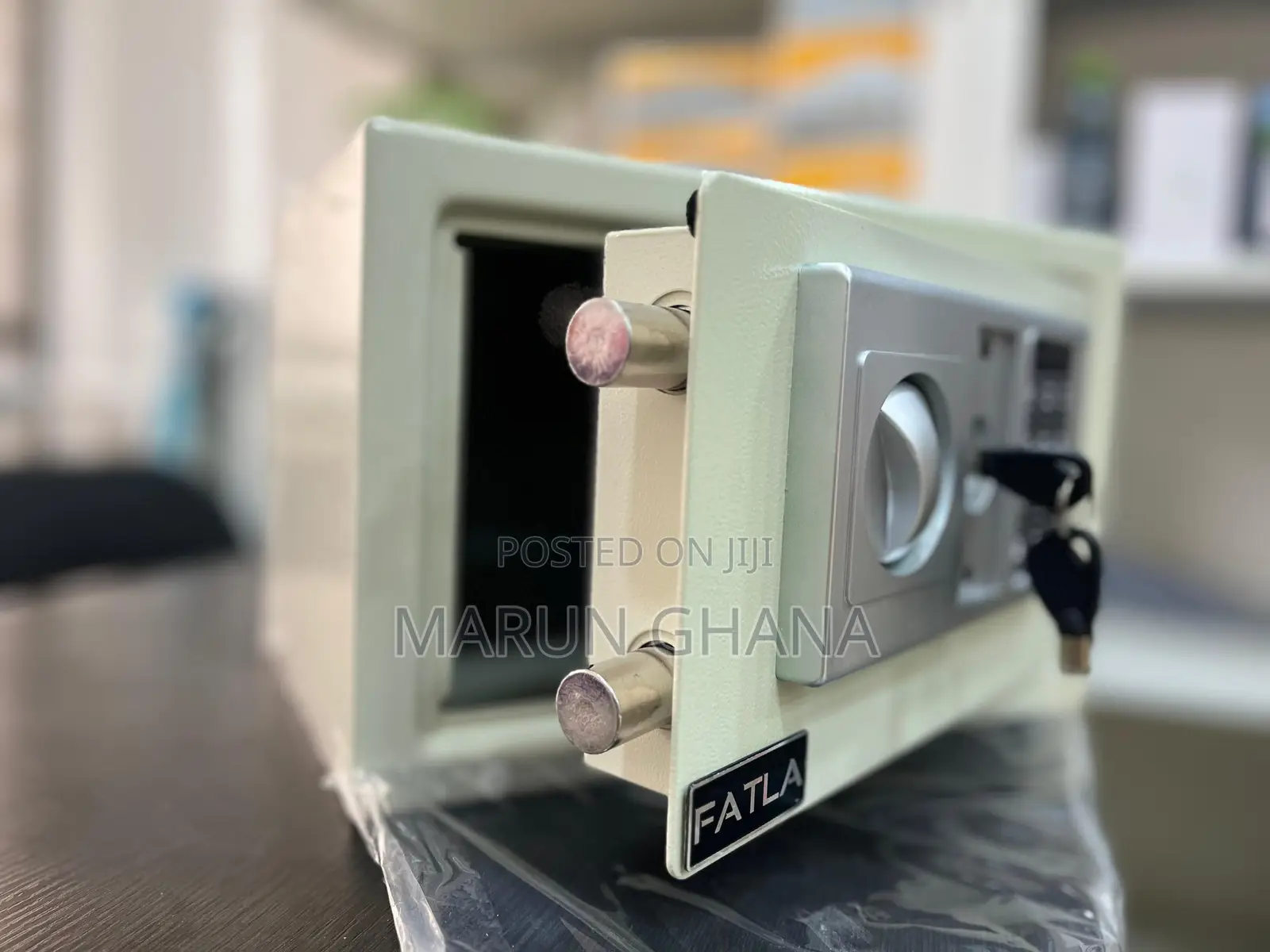 Money Safe Locker Box 20e (20l) Beige Color
