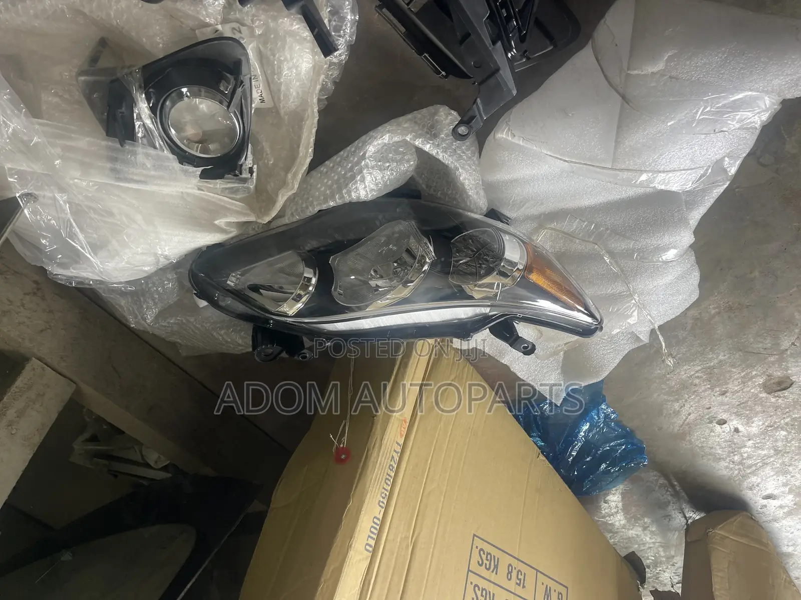 Toyota Corolla Headlight Dark 2011 2012 2013