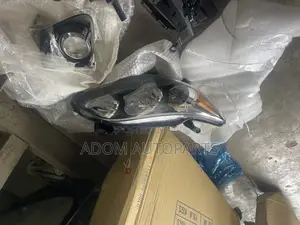 Toyota Corolla Headlight Dark 2011 2012 2013