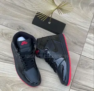 Nike Air Jordan Retro 1OG Patent