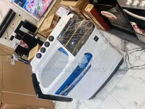 String Water Flows WM Topload 12kg Twin Midea.