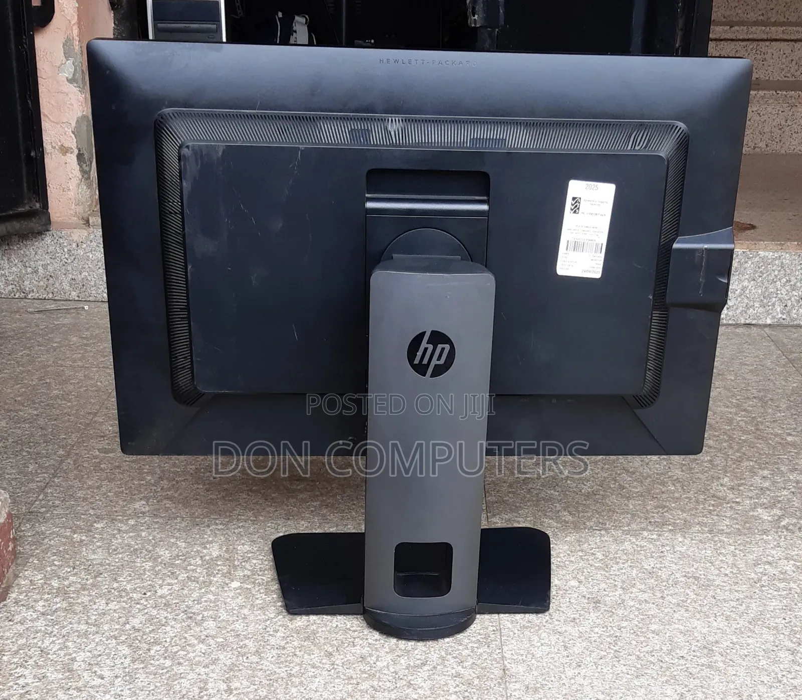 HP 30 Inches QHD IPS Monitor
