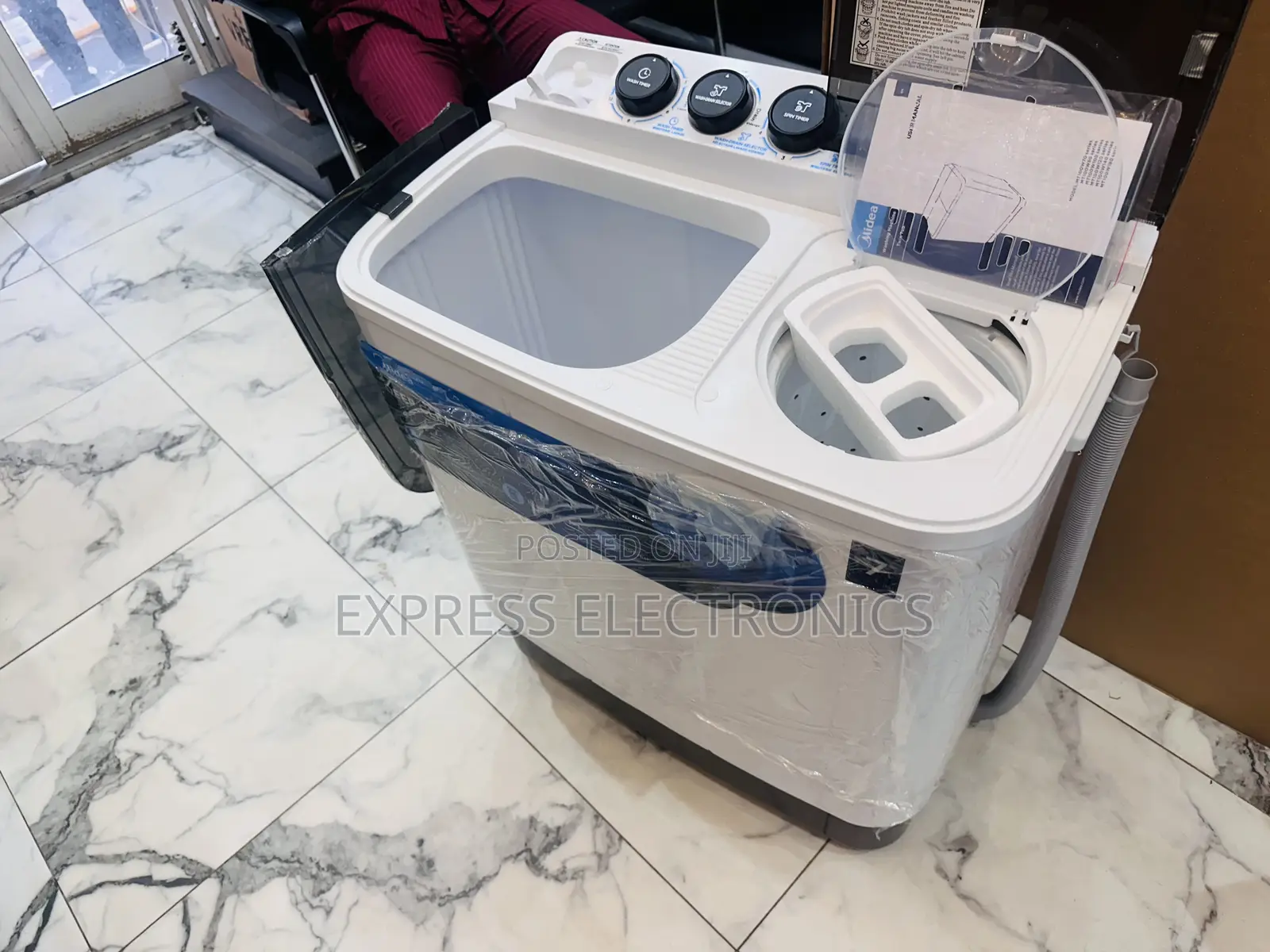 7kg Topload Washing Machine Midea ::