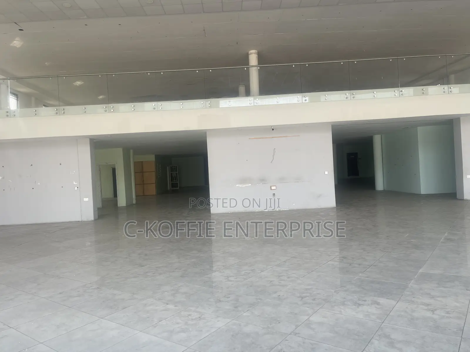 Showroom and Warehouse at Spintex