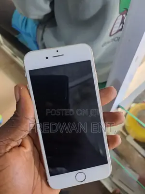 Apple iPhone 6s 32 GB Gold