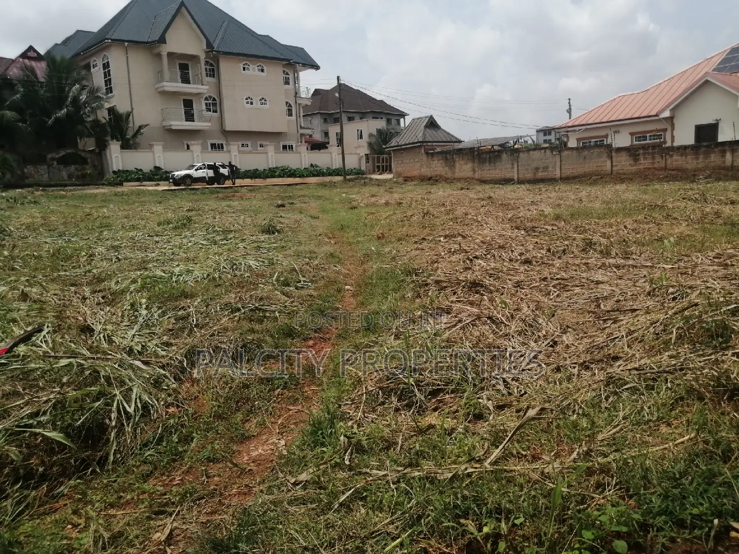 Land for Sale in Santasi A1 Area