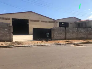 740sqm Warehouse at Tema Motoway for Rent
