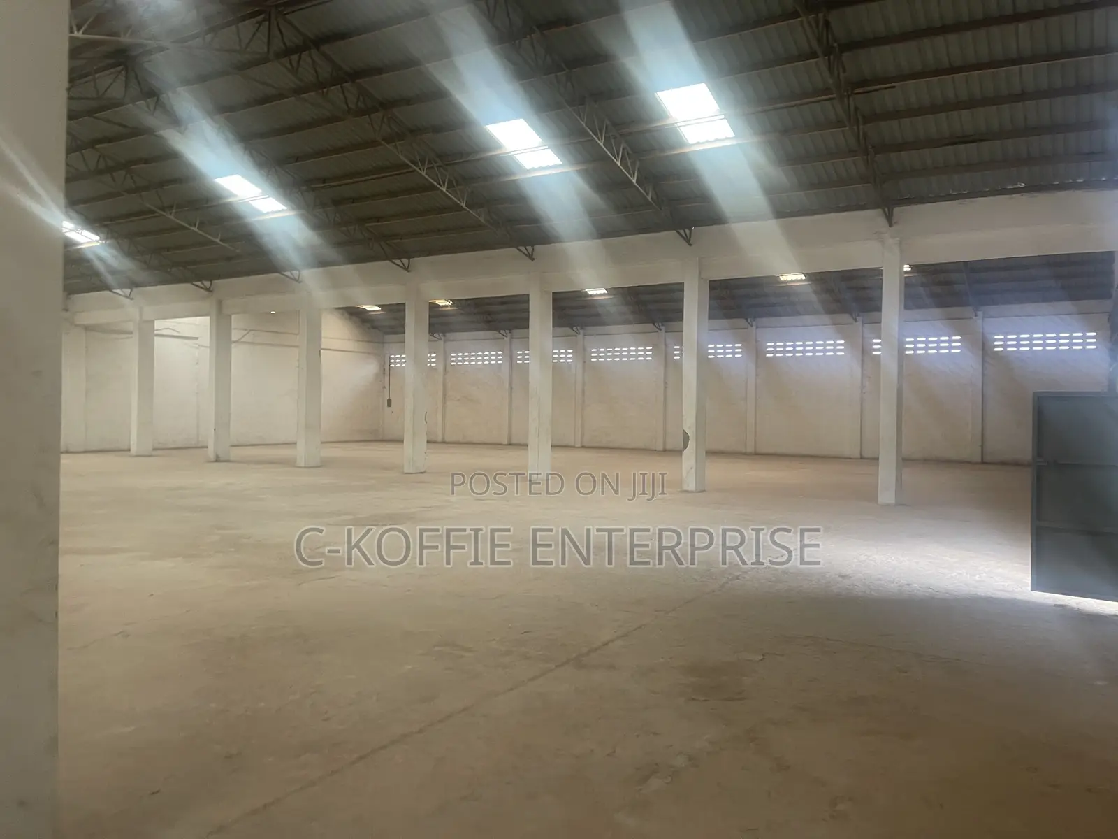 2000sqm Warehouse at Tema for Rent