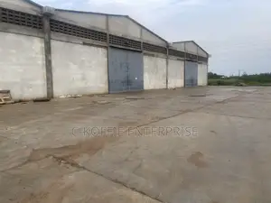 2000sqm Warehouse at Tema for Rent
