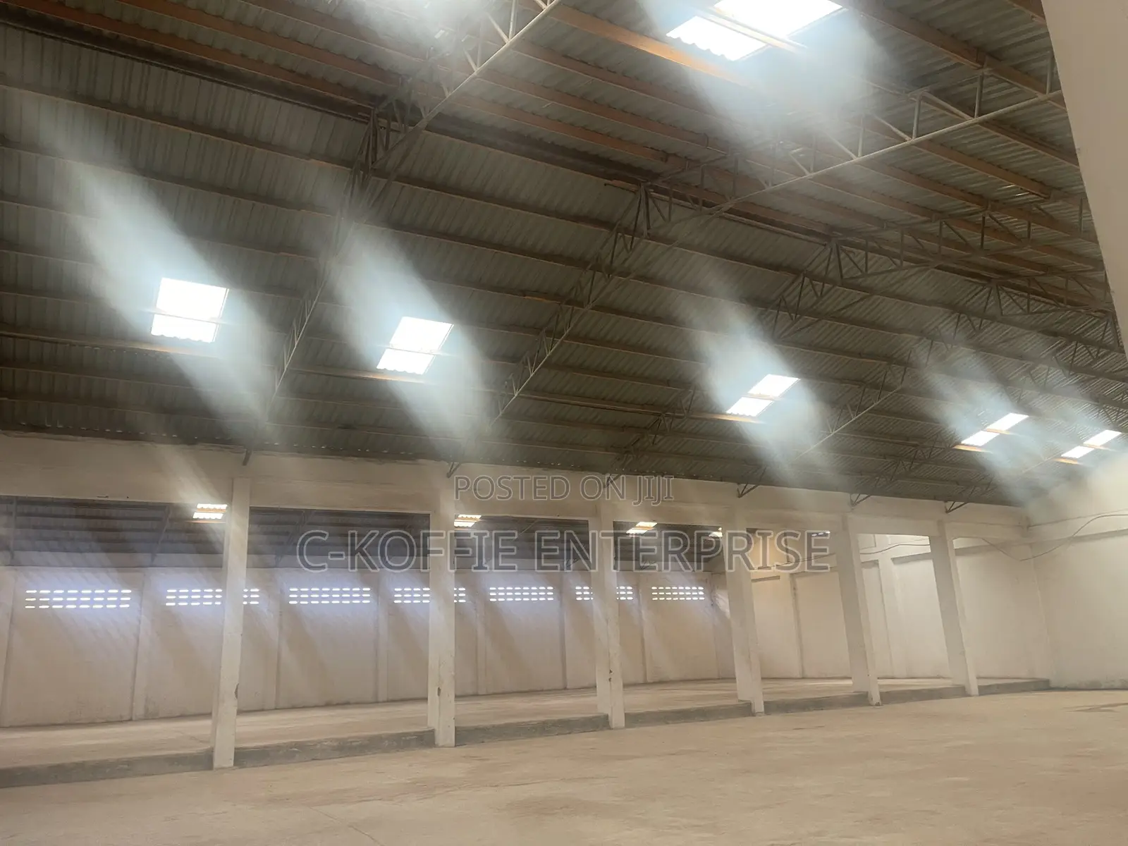 2000sqm Warehouse at Tema for Rent