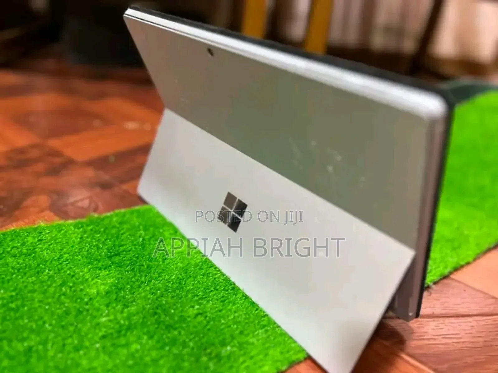 Laptop Microsoft Surface 3 4GB Intel Core i3 SSD 60GB