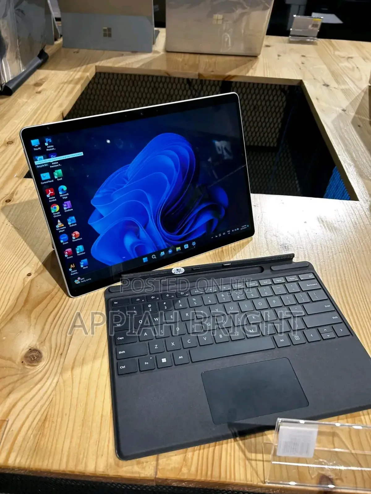 Laptop Microsoft Surface Pro 4GB Intel Core I5 SSD 128GB