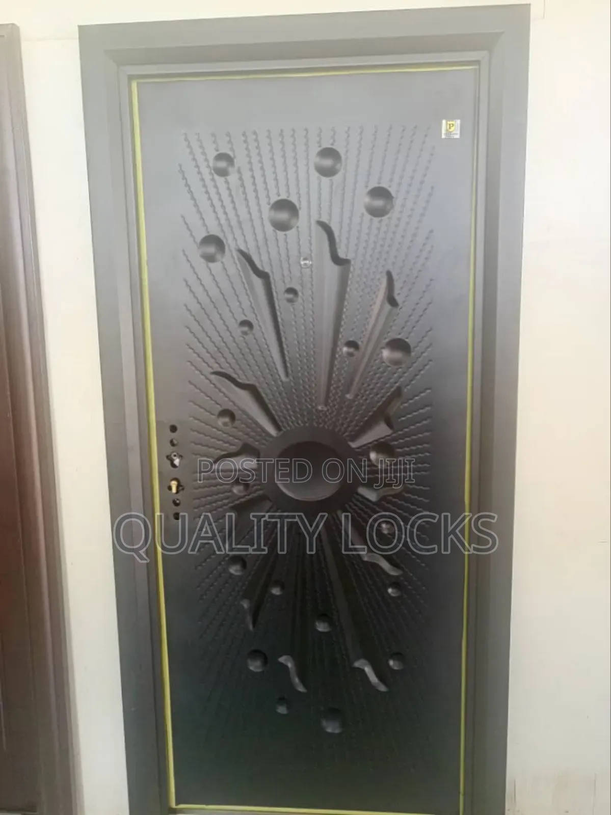Regeng Quality Single Black Door