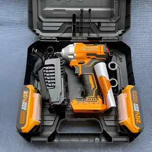 Impact Wrench in Case With 2battery and Charger - Ciwli2038