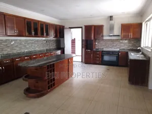 4bdrm House in Dki Properties, East Legon for sale