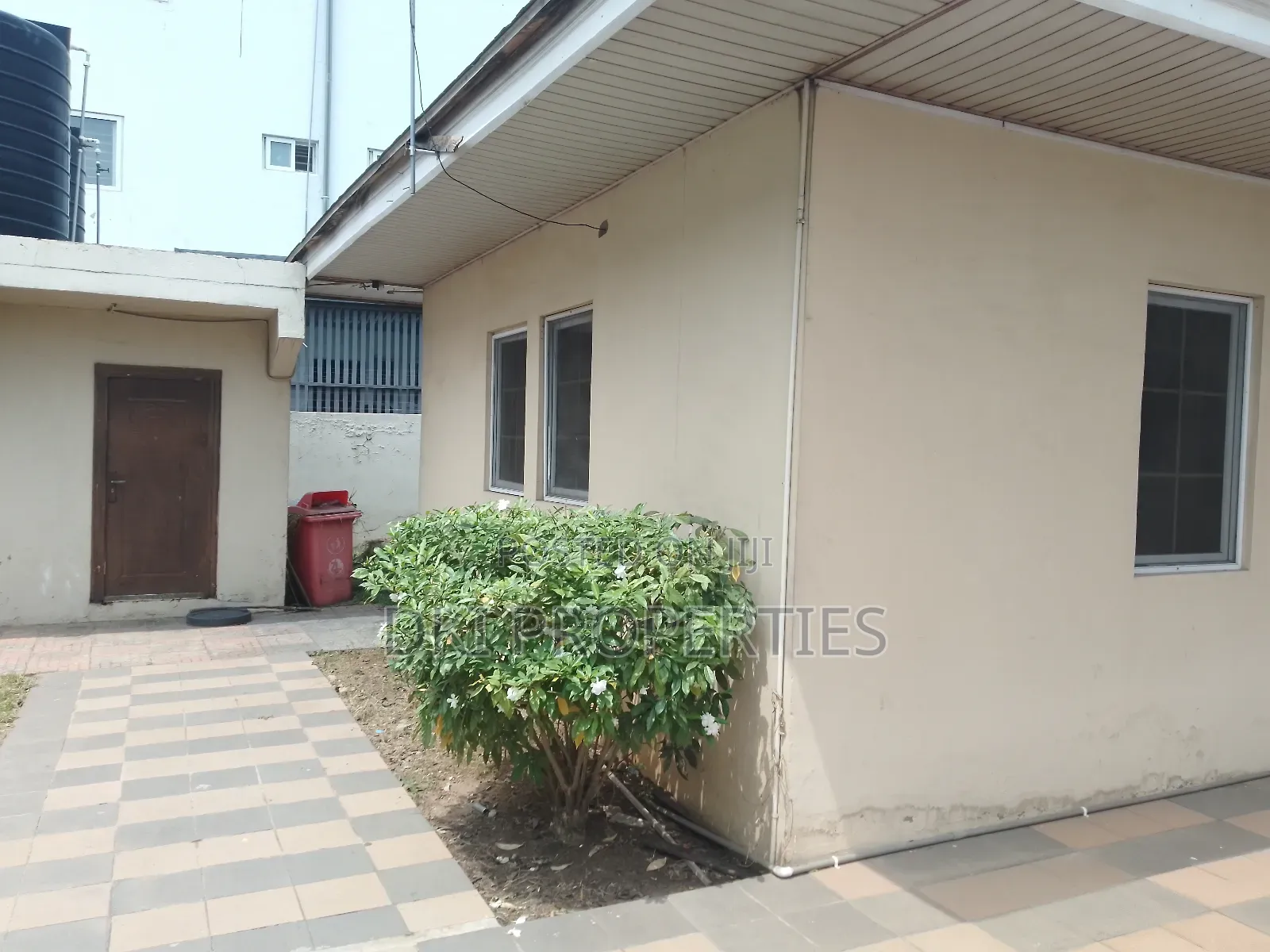 4bdrm House in Dki Properties, East Legon for sale
