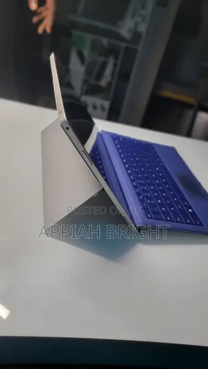 Laptop Microsoft Surface 3 4GB Intel Core I3 SSD 128GB