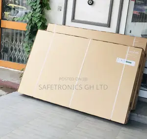 Fabulous  (Black) 85 Inch Smart Led Samsung AU71 Tv 