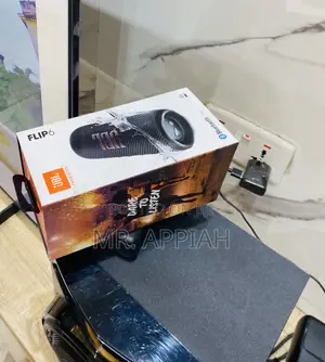 Sleek JBL Flip 6 – Portable Bluetooth Speaker(Black).