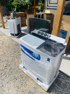 Fabulous Midea 12kg Top Load Electric Washing Machine.
