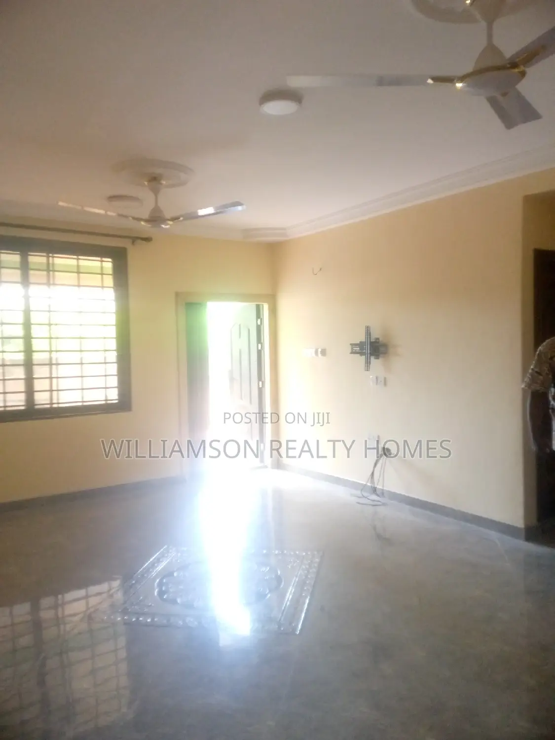 2bdrm Apartment in Community 20 Estate, Spintex for rent