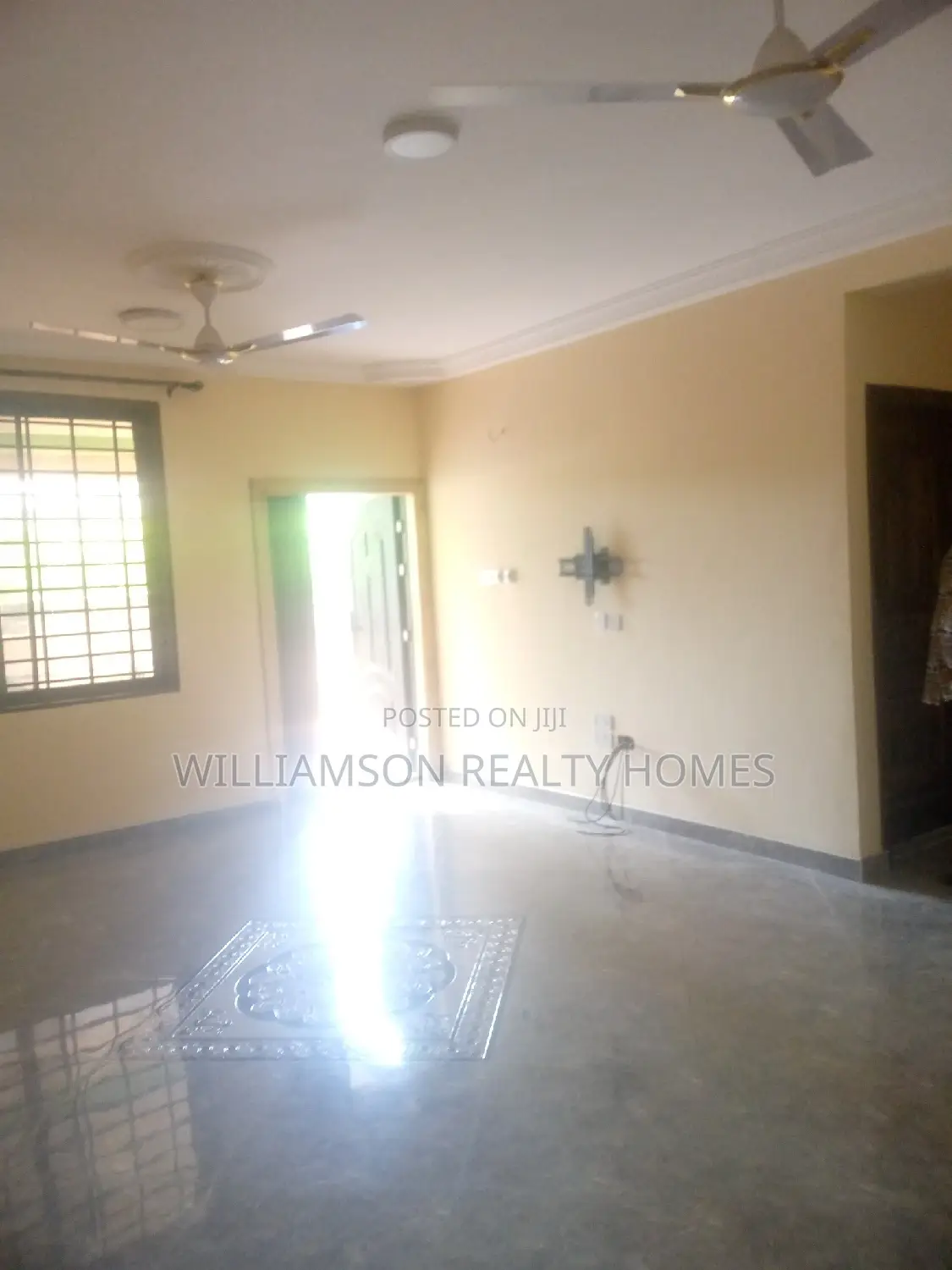2bdrm Apartment in Community 20 Estate, Spintex for rent