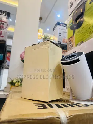 Unique Sleek Design Ultra HD Led Source Projector