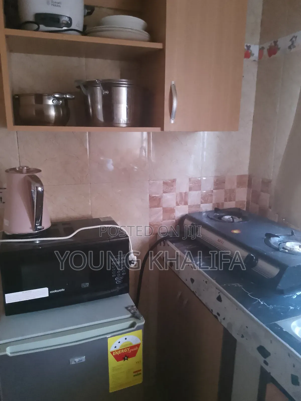 One Bedroom Apartments Available West Hills Mall