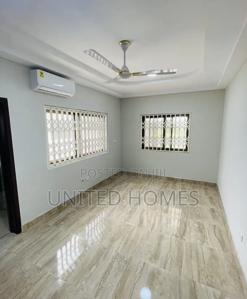 5bdrm House in Adenta for sale