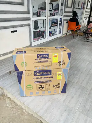 Super Chilling Pearl 1.5hp(Black)Split Type Air Conditioner.