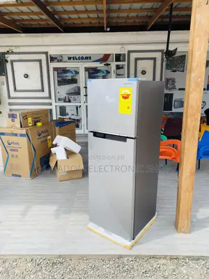 Super Cooling Samsung RT-31 310L Electric Fridge.