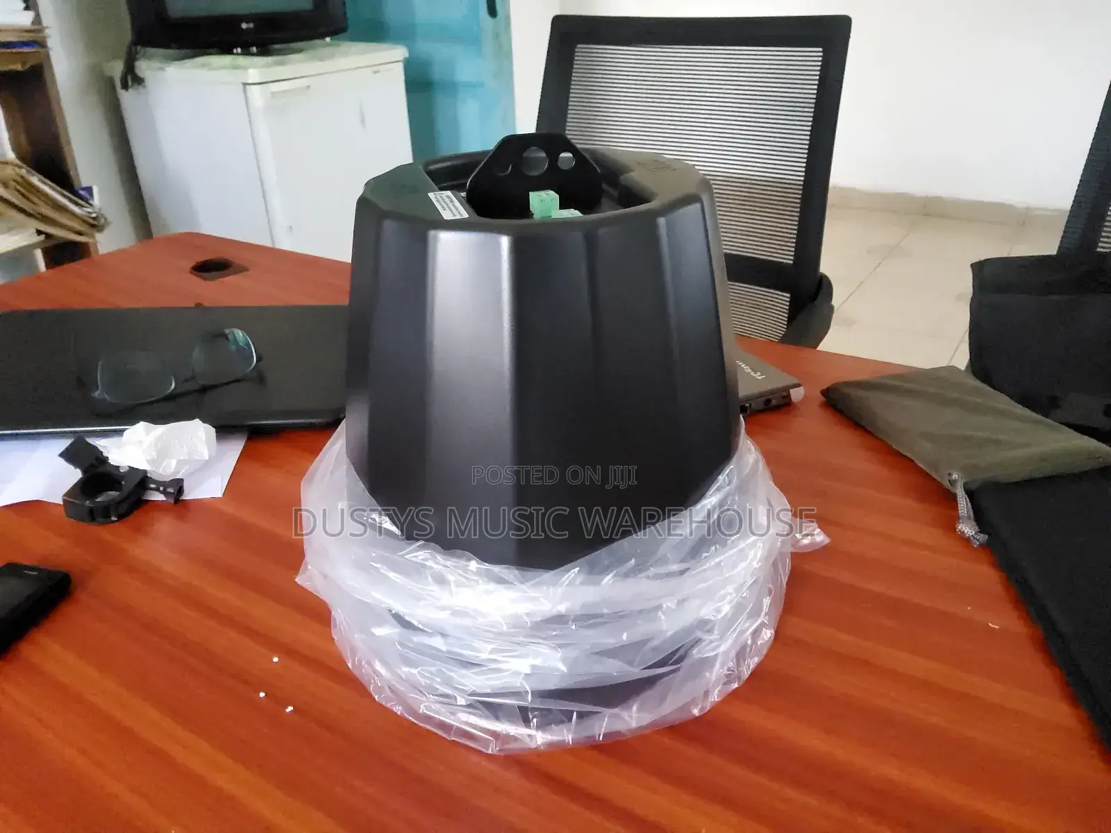 Control 65 P/T Compact Full-Range Pendant Speaker