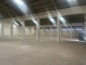 1300 SQM Warehouse at Accra Central